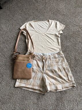 GREAT DEAL! Women's Purse, Shorts, and Top Set